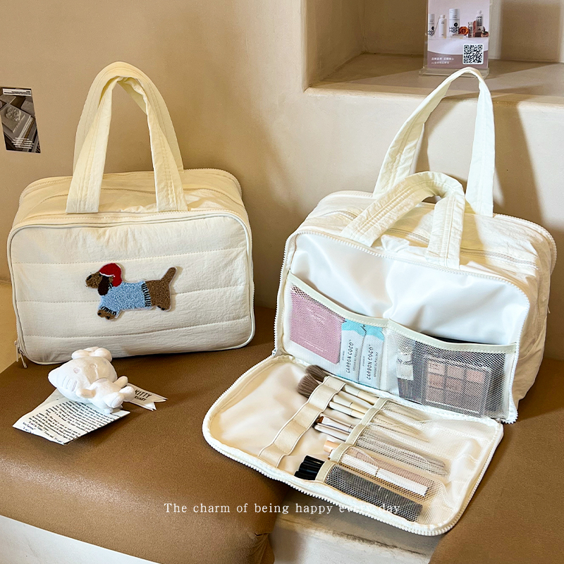 化妆包女大容量便携外出旅行洗漱包分区收纳超大轻便款懒人收纳包