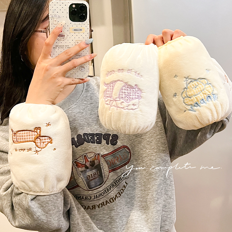 袖套冬季耐脏女短款护袖保暖袖头可爱毛绒套袖2025新款刺绣儿童款