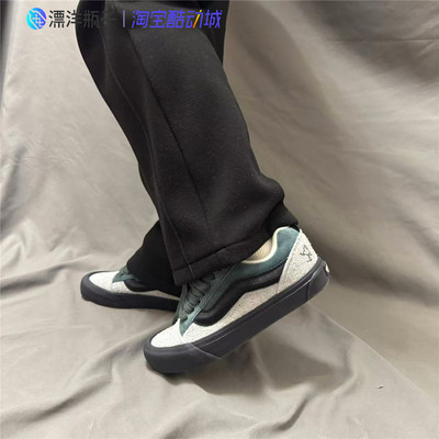 VANS Knu Skool 亚洲艺术家联名款灰绿男女款板鞋 VN000CS0Z0X