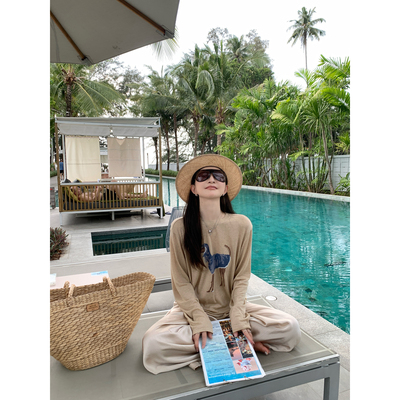 大小姐77 莱塞尔绵羊毛慵懒小狗印花长袖宽松打底衫防晒T恤上衣女