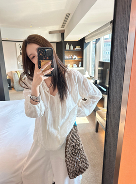 大小姐77 100苎麻清透立体钩花工艺宽松V领显瘦衬衫防晒上衣女