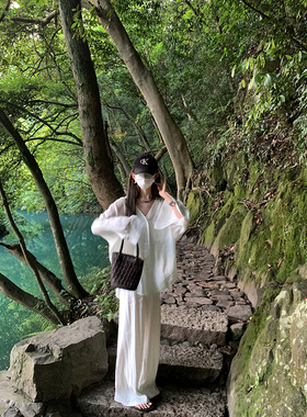 大小姐77 高定系列100苎麻轻氧夏日透气舒服松弛感气质V领衬衫