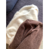 大小姐77 云朵感羊绒羊毛 蓬松柔软V领老钱静奢拉绒毛衣针织上衣