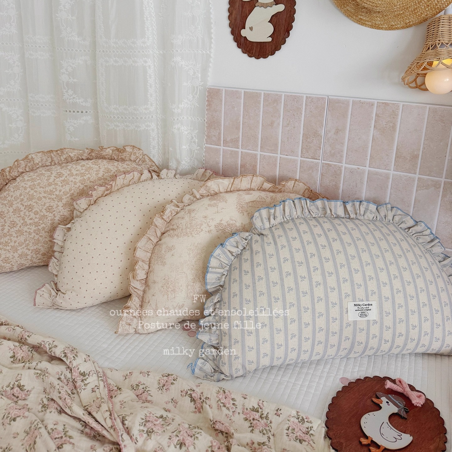 田园风复古韩式碎花花边半圆靠垫