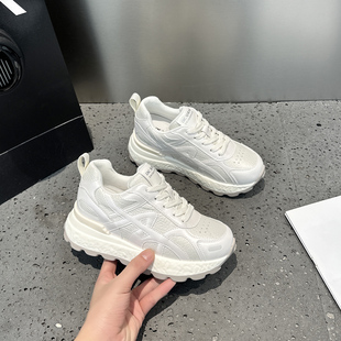 休闲鞋 轻便显脚小时尚 女2026春新款 小个子厚底增高7cm真皮阿甘鞋