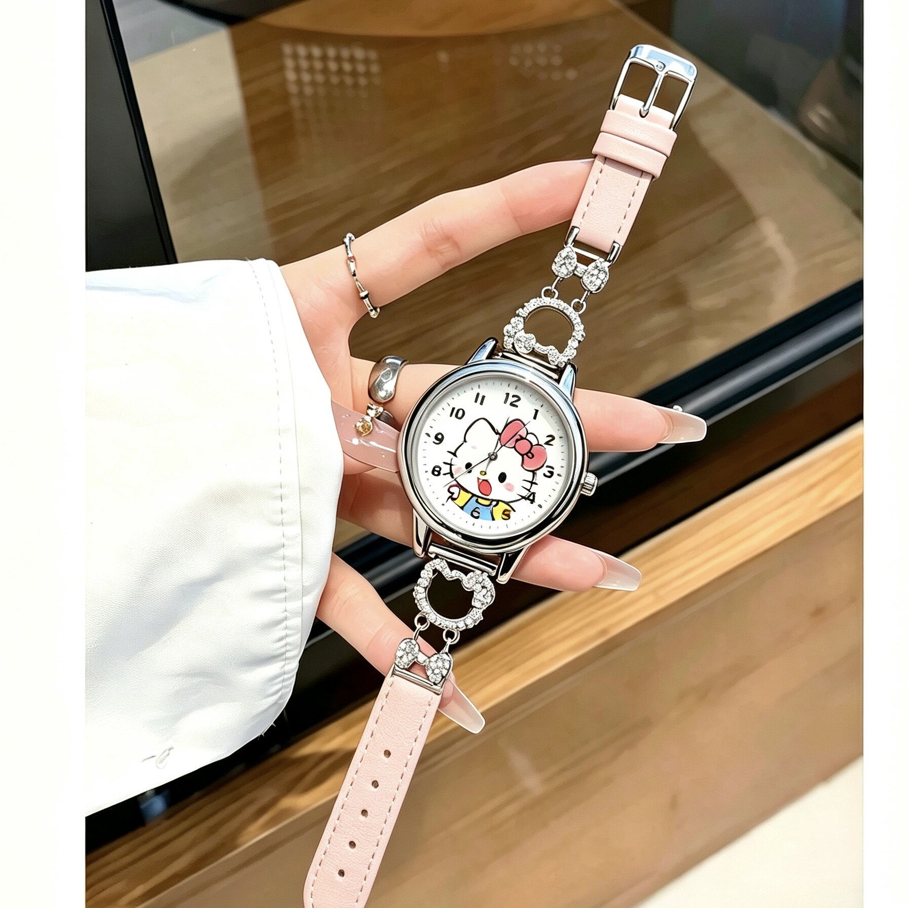 kt学生高颜值腕表运动时间初高中简约电子静音手环生日礼物手链图片