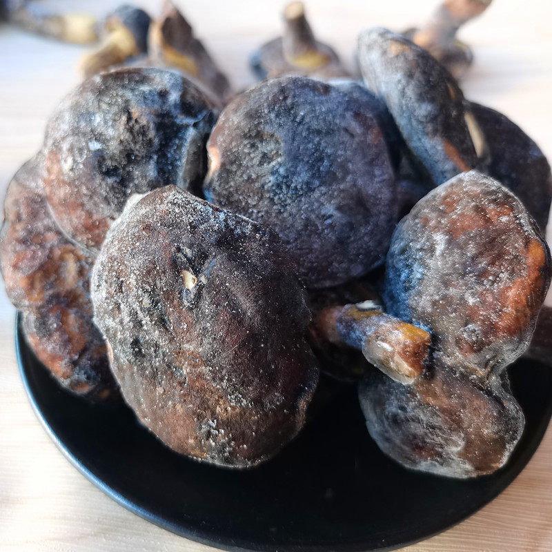 新鲜野生黑牛肝菌冰鲜速冻云南土特产野生菌黑蘑菇香味浓口感滑嫩