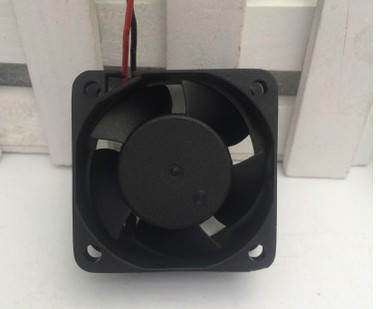UF92A12-BWHR  风机9238 9038风机220V/110V风UF92A23-BWHR