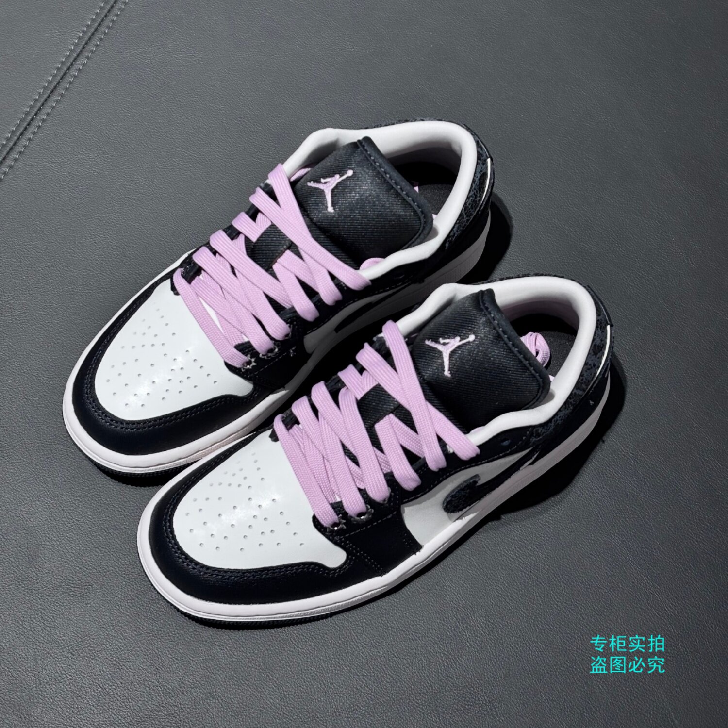 NIKE耐克Air Jordan 1低帮AJ1篮球鞋女鞋板鞋黑白熊猫II0595-001