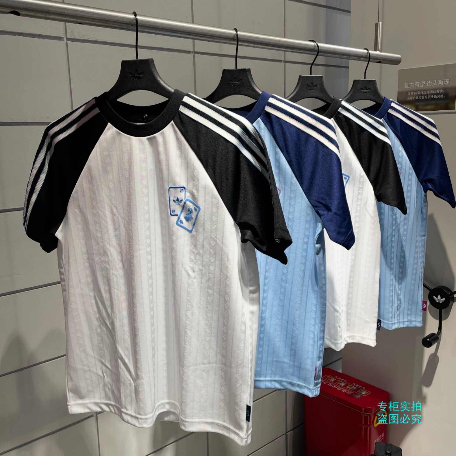 Adidas三叶草男女款迪士尼柴郡猫联名款宽松短袖T恤KY8307 KY8308