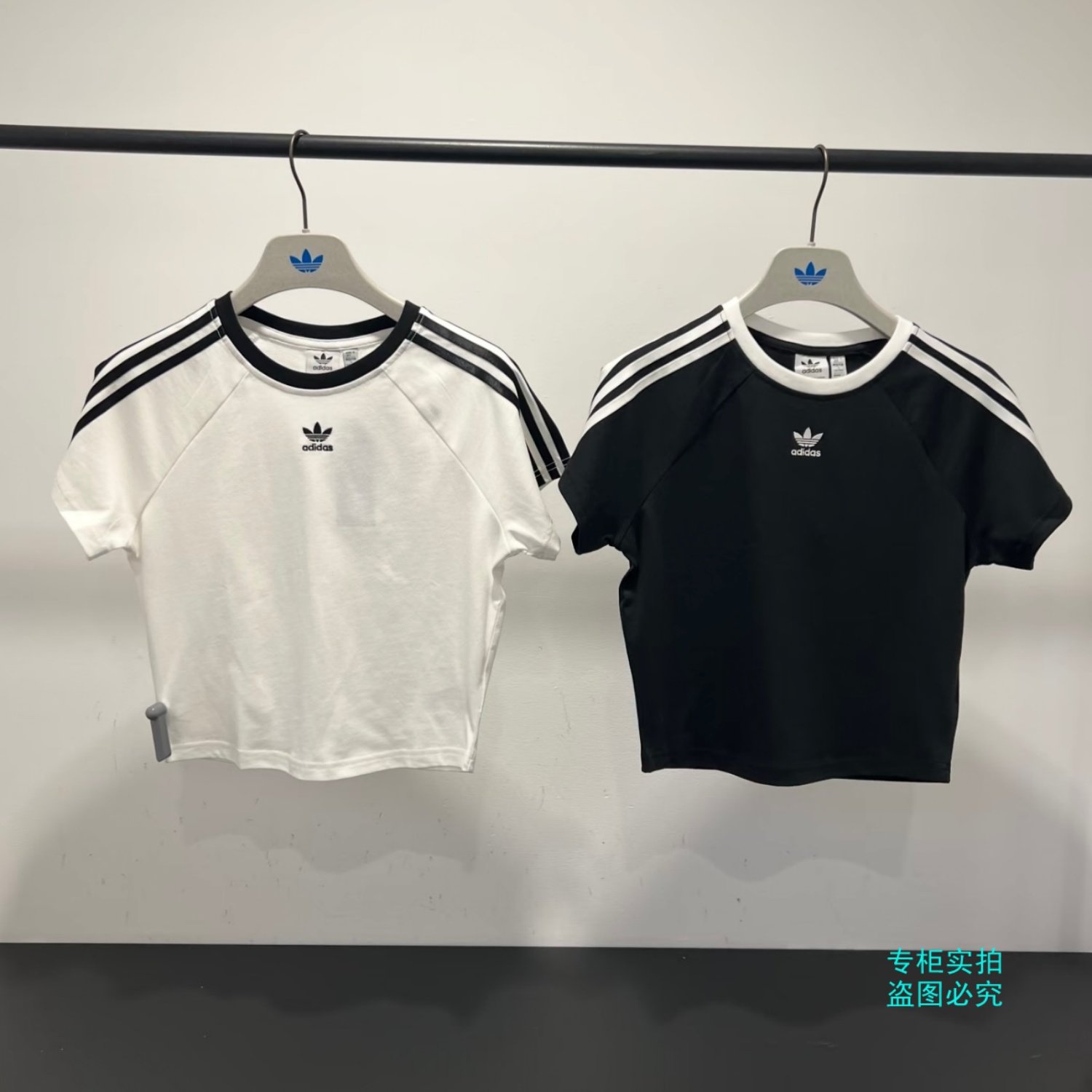 Adidas��Ҷ��Ů��Jennieͬ�������ƶ̿��������T��JC8704 JC8703JC8703 XS  246.12Ԫ