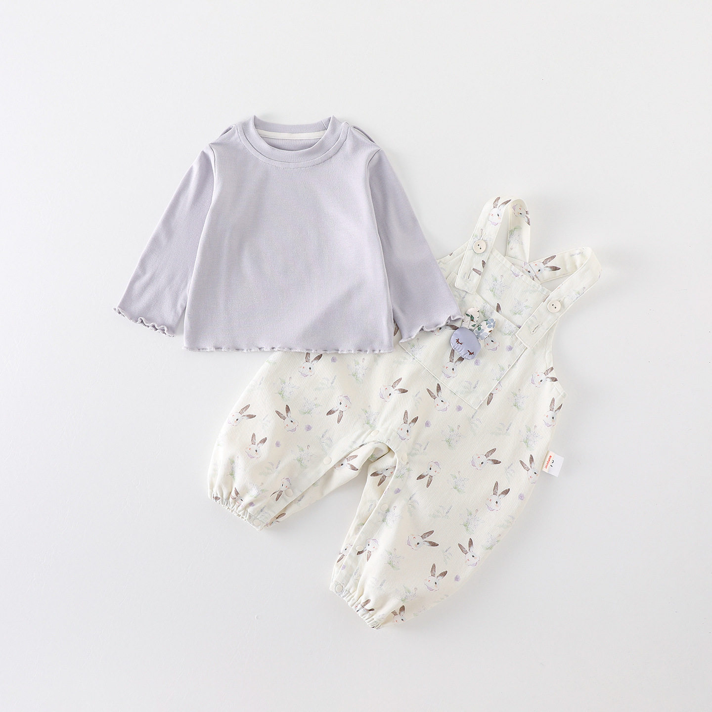 婴幼儿衣服春装碎花背带裤女宝宝洋气初春外出服婴儿可爱超萌套装