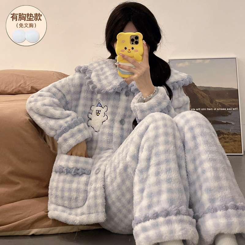 带胸垫冬季睡衣女款珊瑚绒网红款