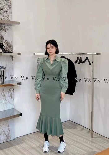 2026秋新款韩国东大门背带收腰鱼尾连衣裙气质通勤御姐大女主