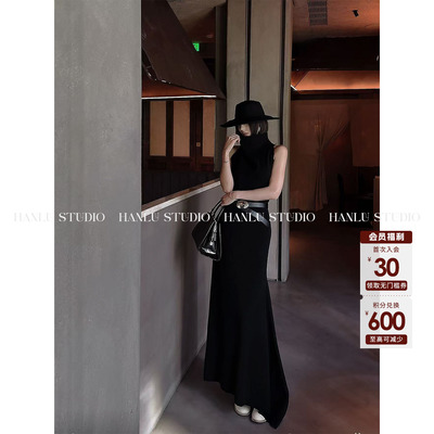 HanLu studio小众设计高级感黑高领无袖不规则针织修身连衣裙长裙