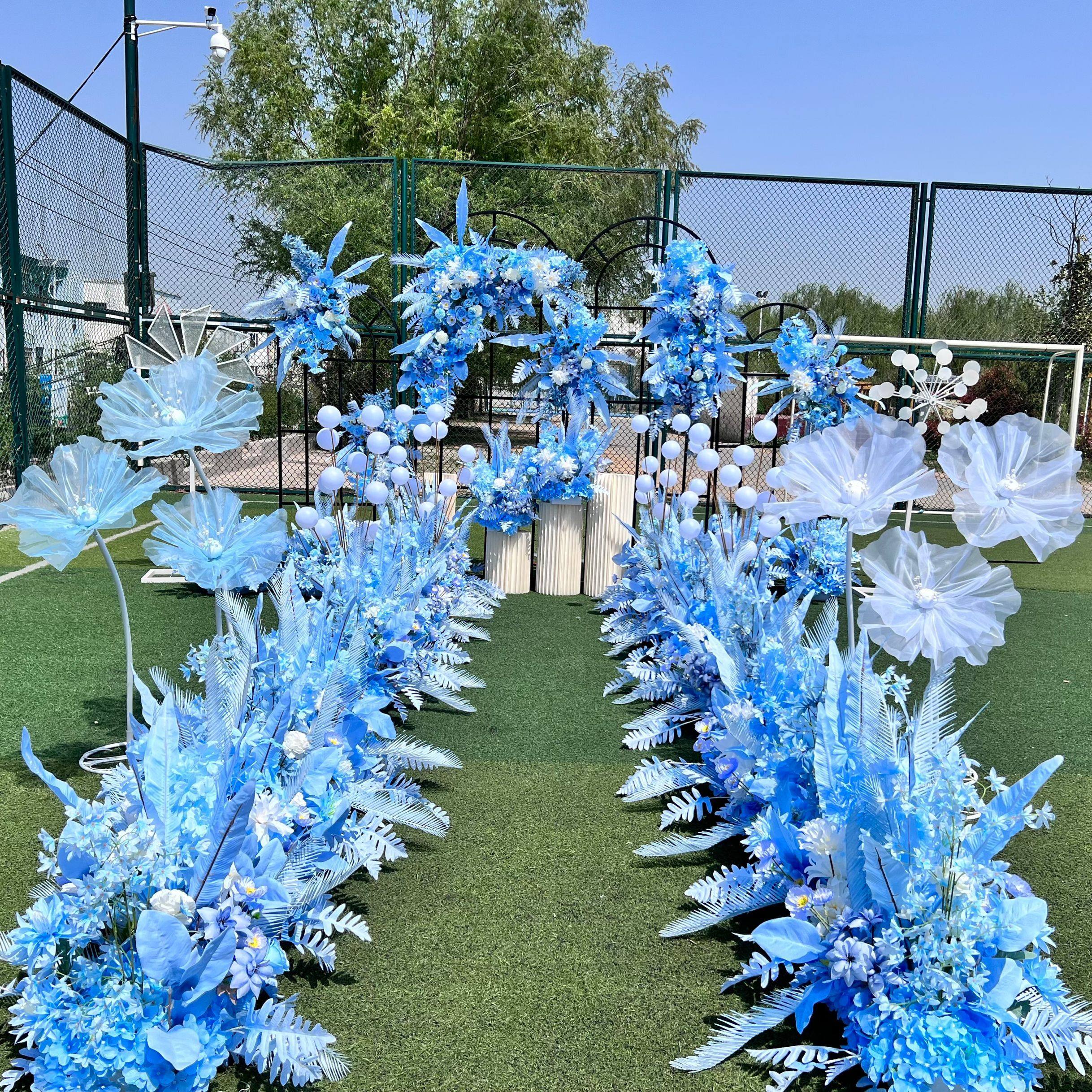 新款蓝色婚庆花排婚礼舞台布置装饰路引花点迎宾区直播背景仿真花