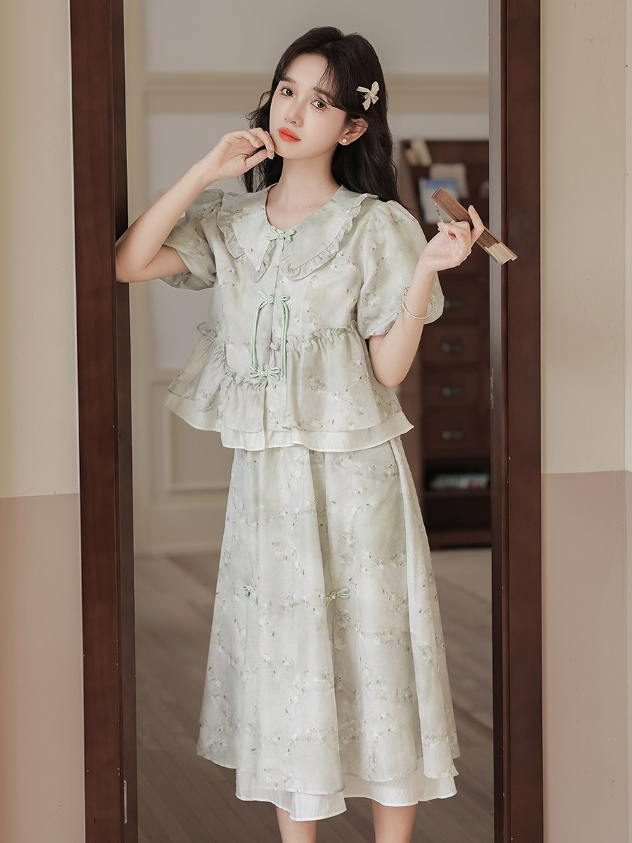 디자인 감각 틈새 새로운 중국 스타일 여성 여름 소녀 젊은 스타일 국가 스타일 문학 복고풍 쉬폰 탑과 스커트 정장