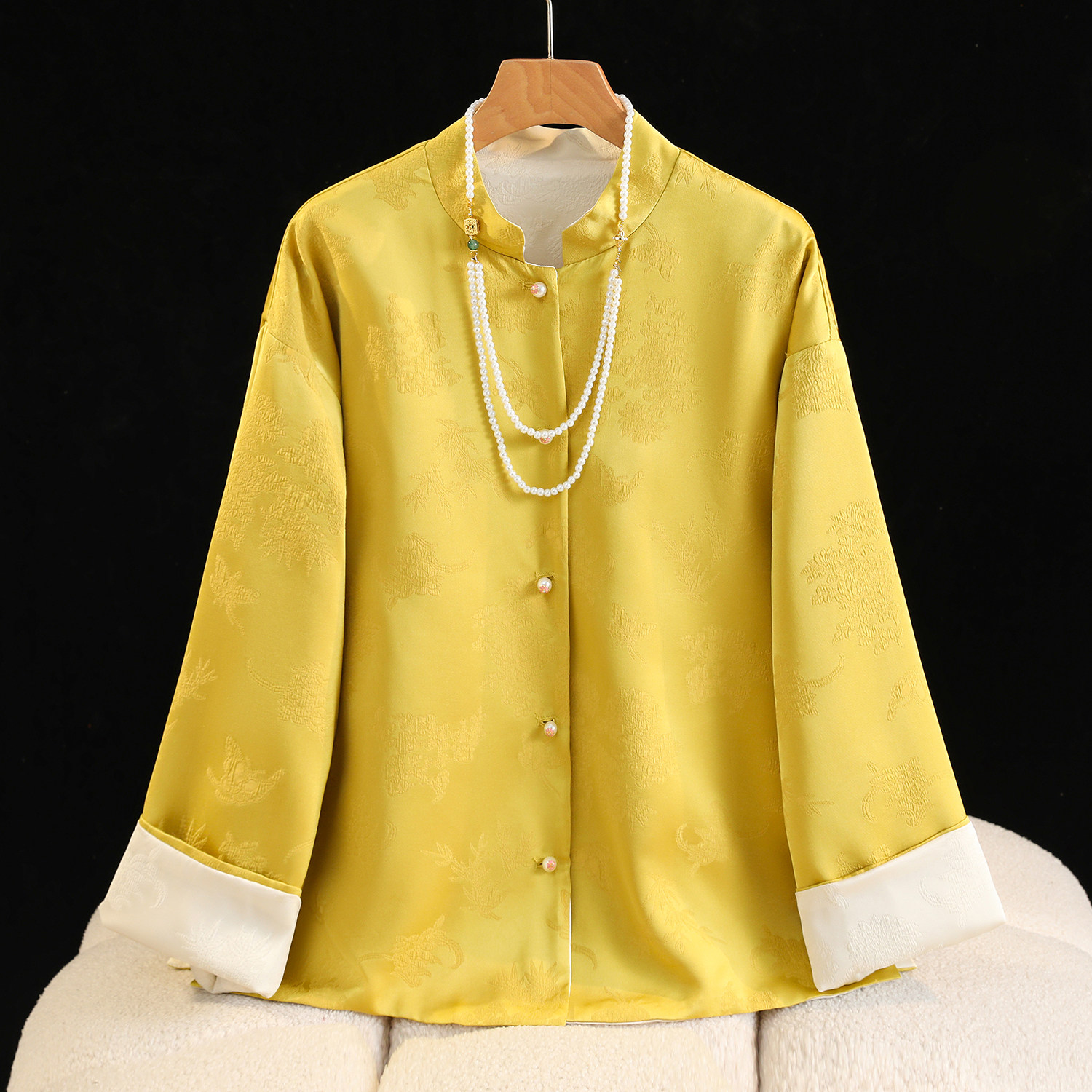 NEW CHINESE JACKET 2024 CRUISE NEW HIGH-END CHINESE STYLE RETRO DARK PATTERN SATIN MODIFIED TANG JACKET YOUTHFUL