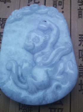 天然玉石A货缅甸生肖猴挂绳吊坠