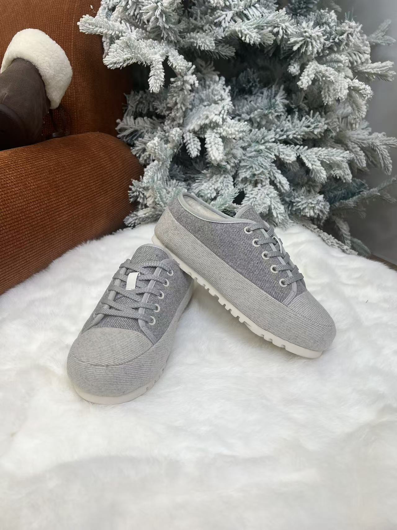 DELIUGG2025新款时尚休闲鞋女玛丽珍羊皮毛一体羊绒鞋百搭舒适