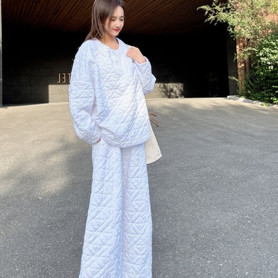 时尚洋气减龄显瘦遮肉两件套加棉