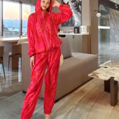 套装 时尚 洋气减龄显瘦遮肉两件套防晒上衣九分裤 巨好看 夏日女装