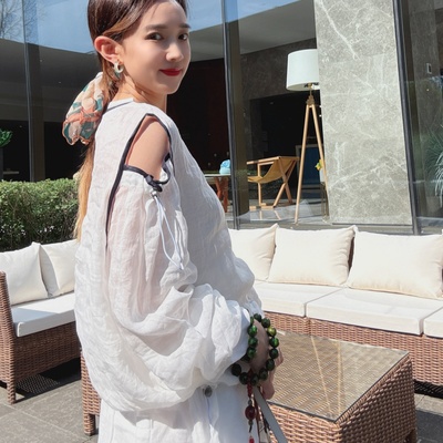 独特漂亮苎麻小衫女夏季薄款露肩