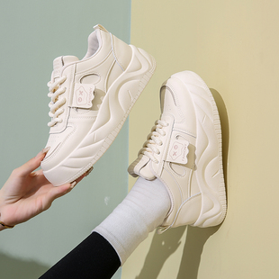 百搭厚底学生潮鞋 2026春季 新款 皮面运动鞋 女鞋 韩版 时尚 休闲小白鞋