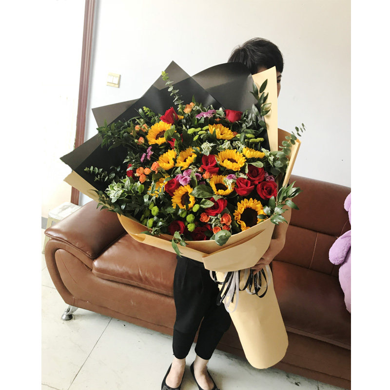 创意花束 时尚定制鲜花花束向日葵玫瑰长春鲜花速递同城实体花店