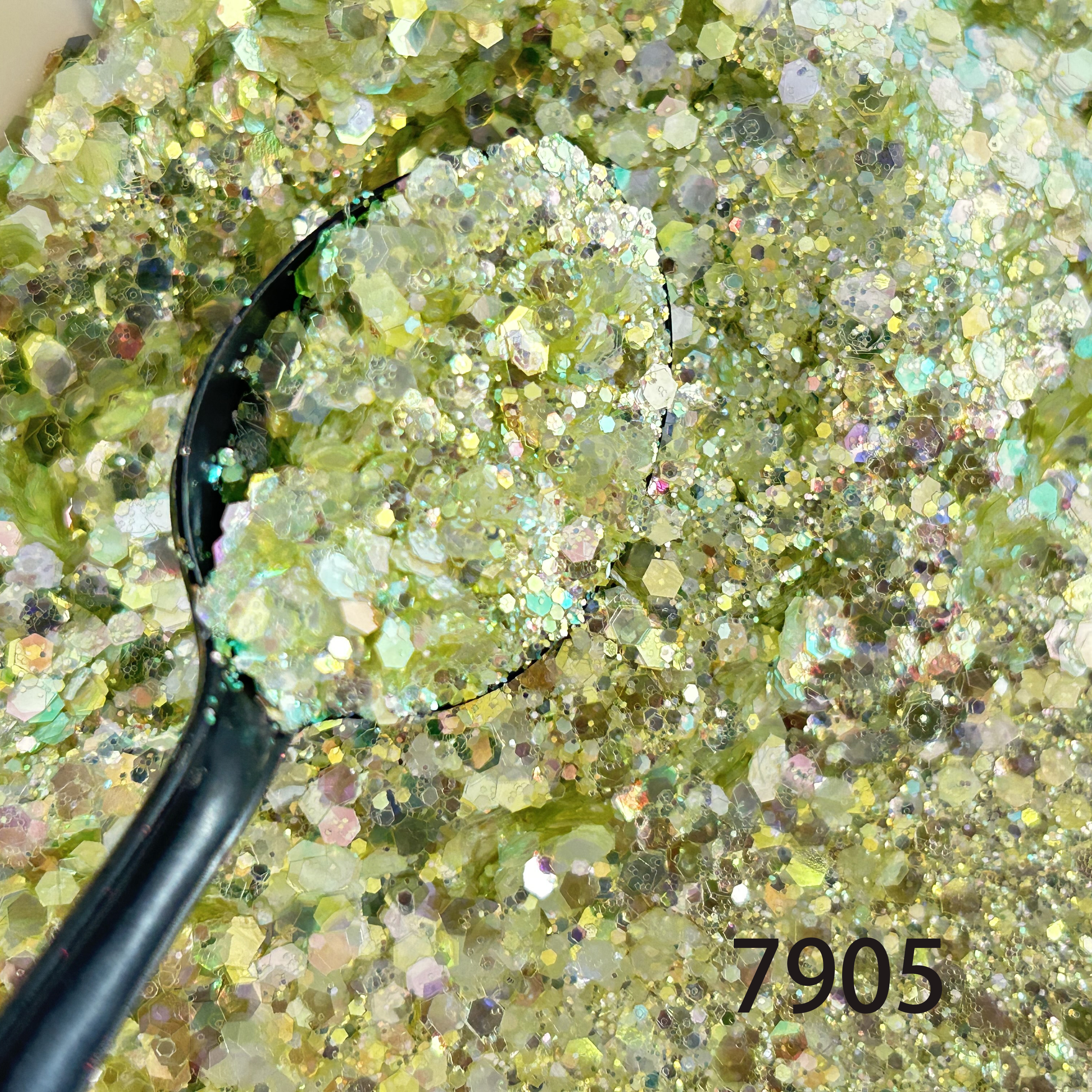 耐溶剂爆闪美甲饰品闪粉亮片混合原膜超薄幻彩色大亮片超闪贴片