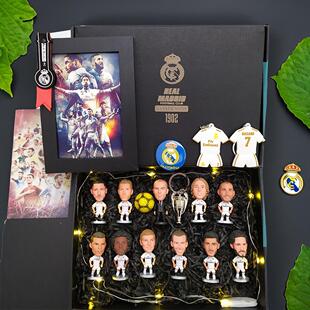 足球纪念礼品C罗手办梅西公仔内马尔摆件足球周边生日礼物送男生