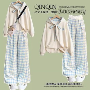 2025新款今年流行爆款运动套装女秋冬蝴蝶结初中生格子卫衣两件套