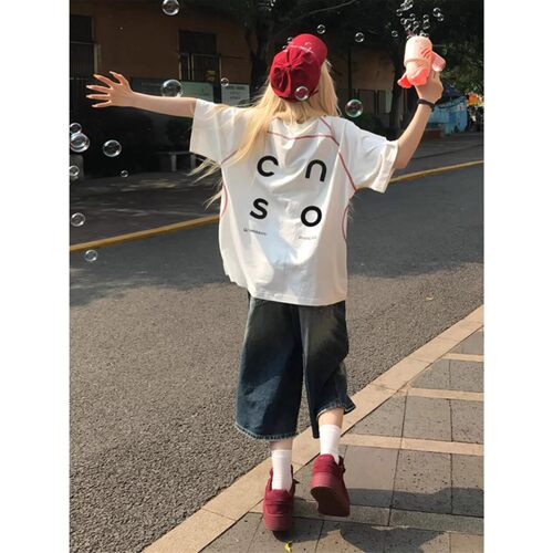 白色明线拼接宽松T恤女两件套