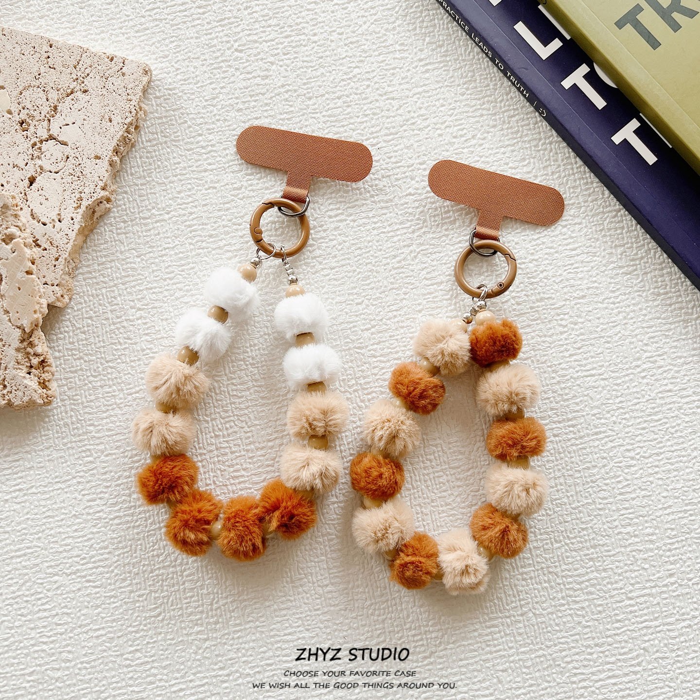 秋冬创意咖棕毛球珍珠手机壳挂绳简约挂链手腕短绳女户外手提防丢,3C数码配件,手机挂件/手机链,淘宝优惠券,粉丝福利购,淘宝优惠卷