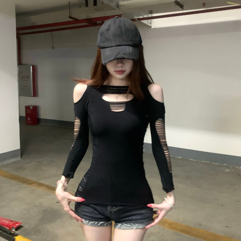 辣妹露肩镂空破洞长袖T恤女2026新款性感修身显瘦设计感打底上衣