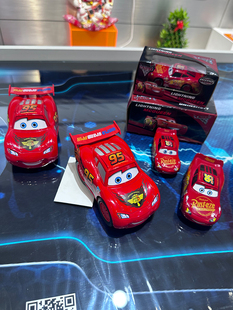 闪电麦昆遥控车男孩玩具车无线迷你仿真卡通动漫四驱赛车儿童礼物