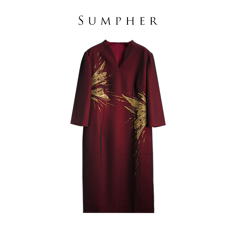 慕天姿2024冬专柜折扣精选品牌女装高端酒红慕天姿连衣裙-17789