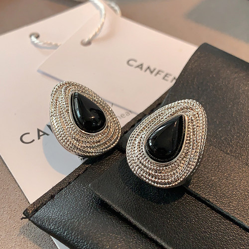 CANFEN黑色简约肌理感水滴耳环女