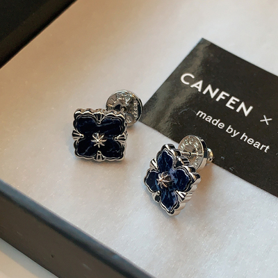 CANFEN天然石雕花四叶草耳环