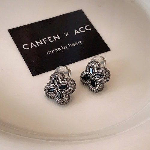 CANFEN中性朋克黑色四叶草耳钉女