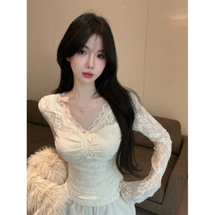 内搭可外穿小衫 纯欲性感v领镂空上衣女春秋小香风爆款 蕾丝打底衫