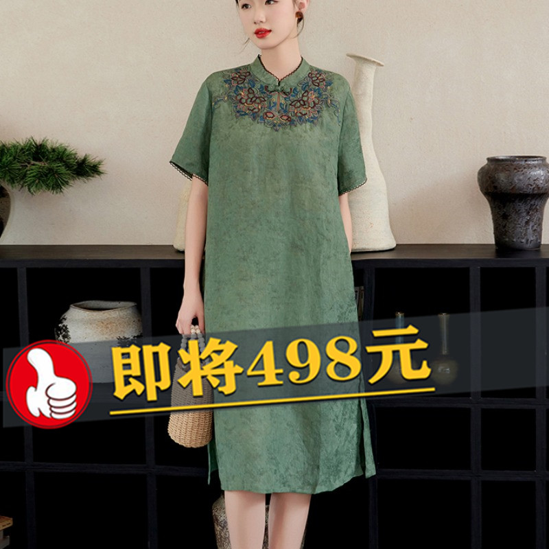 中式复古改良旗袍裙女2025年新款高端气质妈妈显瘦刺绣短袖连衣裙