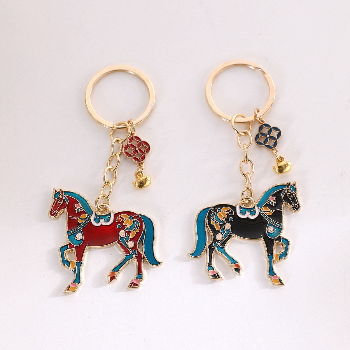 2026年新款生肖马钥匙扣吊坠锌合金男士腰挂节日礼物包饰品钥匙链