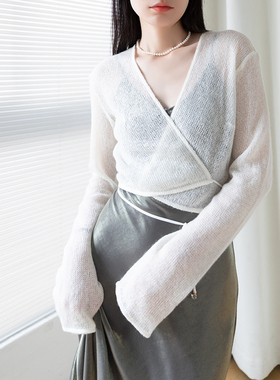 JIRANDESIGN 定制高级感短款马海羊毛镂空法式交叉毛衣针织衫