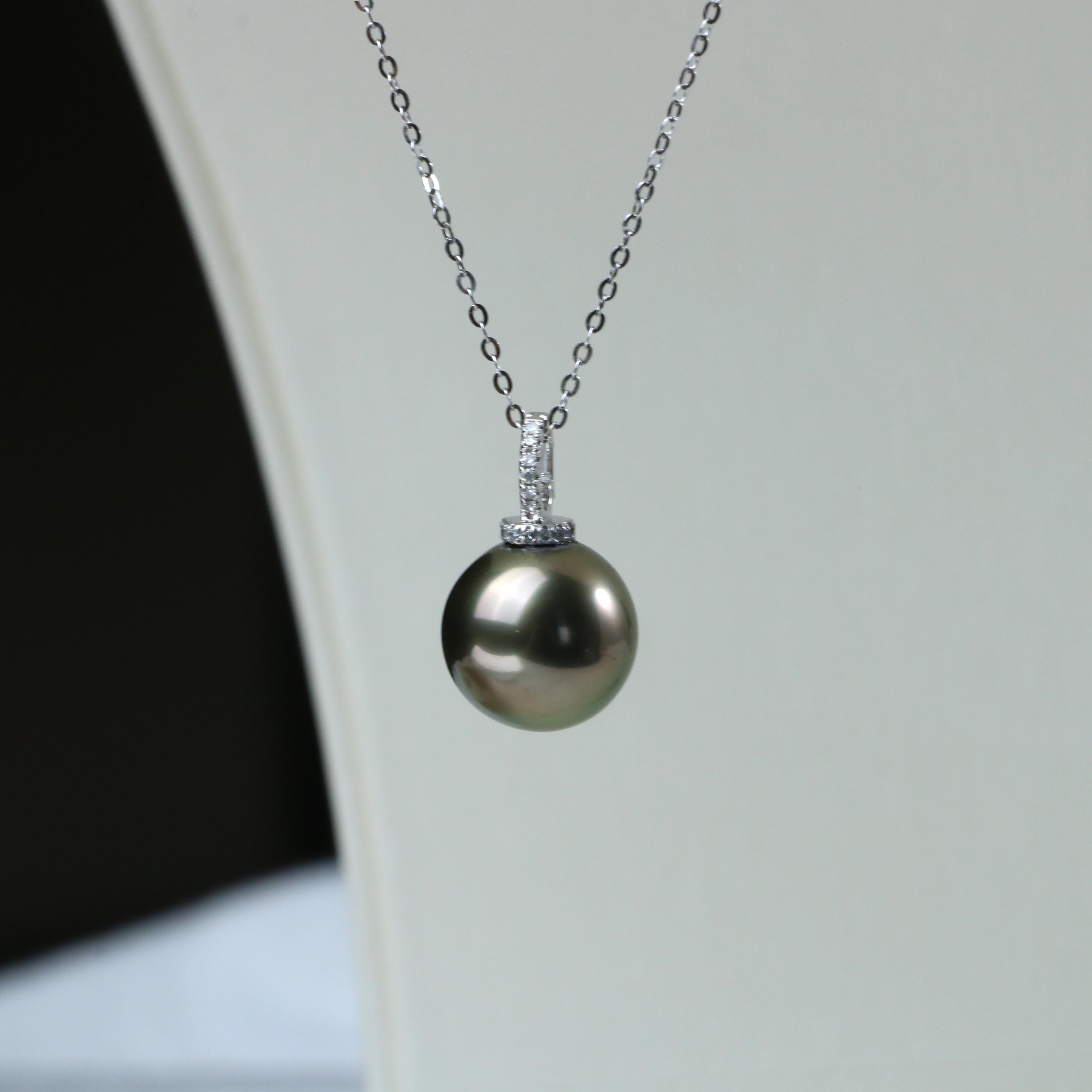 【可乐优选】18k金天然真钻10-11mm大溪地孔雀绿珍珠吊坠（赠银链