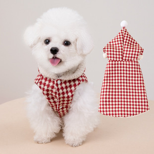 2025秋冬新款宠物狗狗服饰圣诞节款背心御寒外套猫咪衣服泰迪比熊