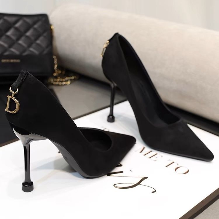 春季浅口2024新款高级感气质不累脚职业法式黑色尖头细跟高跟鞋女