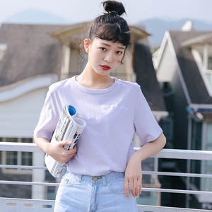 小清新刺绣字母t恤