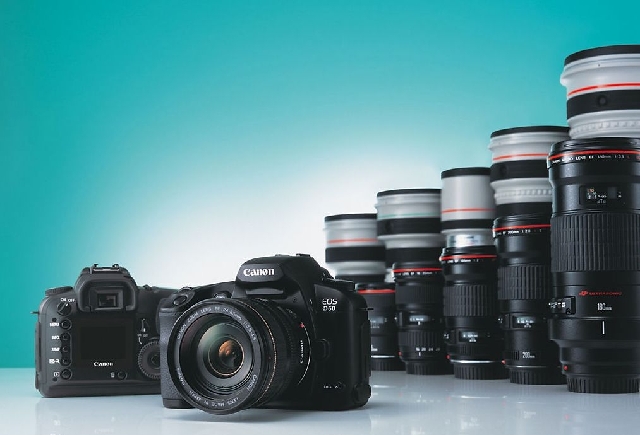 佳能 EF16-35mm f/2.8L USM主板 卡口 变焦环 防抖 镜片 镜头维修