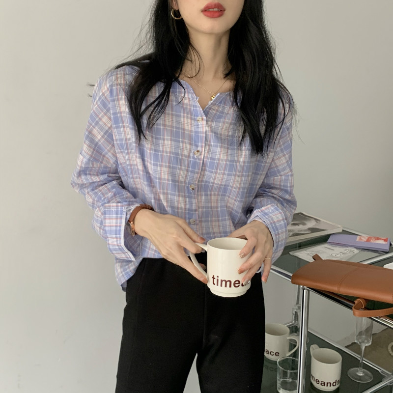 Real price real shot spring new product 2021 Korean version small V-neck thin loose and versatile Long Sleeve Plaid Shirt